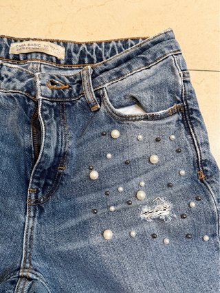 Jeans Zara Perlas y Rotos Talla 34