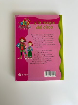 Kika Superbruja y la magia del circo