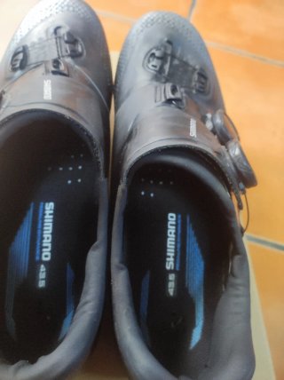 Zapatillas Shimano RC7 ctra Talla 43.5