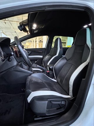 SEAT Leon ST CUPRA PERFORMANCE NACIONAL