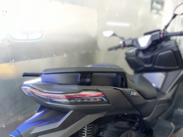 VOGUE SR4 MAX - 2024