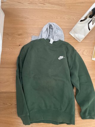 Sudadera Nike verde Talla M + Sudadera gris