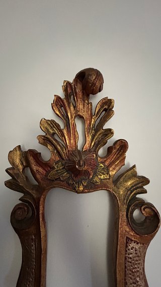 Antiguo marco cornucopia madera policromada