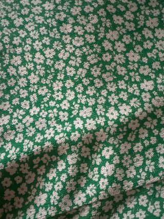 Vestido floral verde y blanco