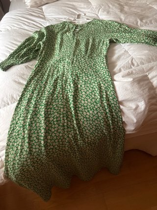 Vestido floral verde y blanco