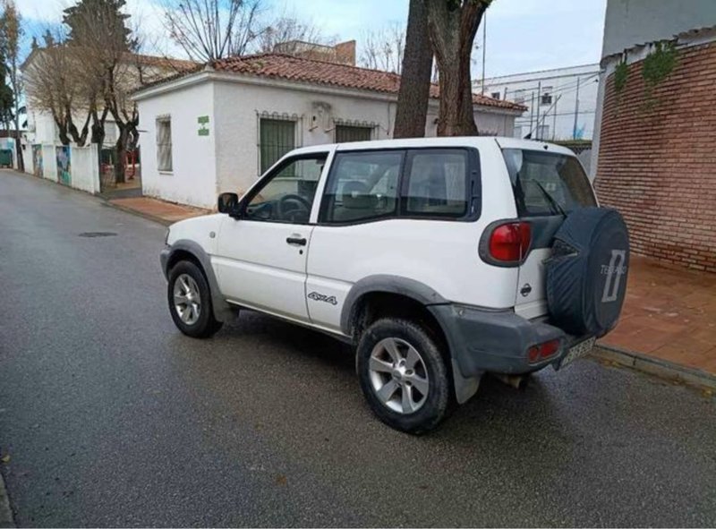Nissan Terrano II 2001 - foto 1