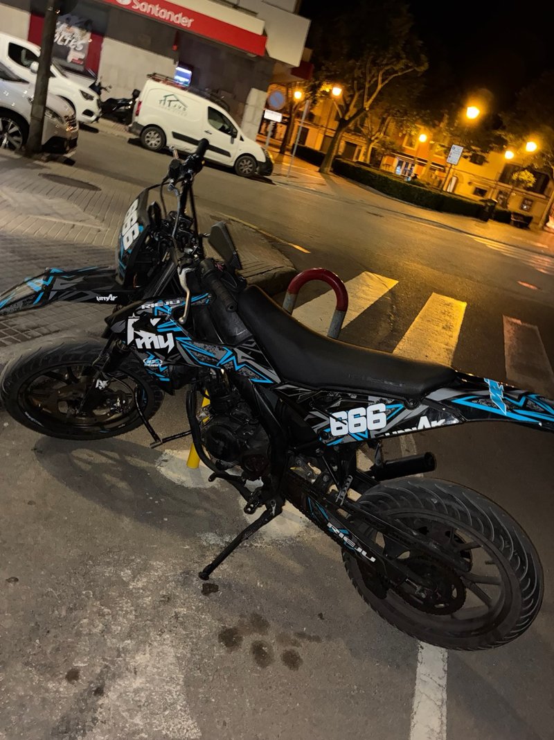 Rieju MRT Supermotard Negra y Azul