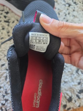Adidas Questar Ride Zapatillas Negras y Rosas