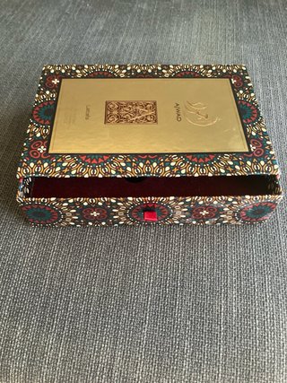 Caja Perfume Lattafa Ajwad Dorado Multicolor