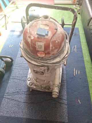 Aspirador industrial para obras