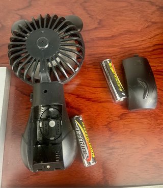 Ventilador portátil diseño pingüino