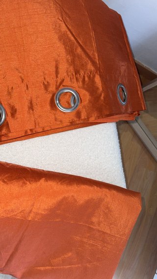 Cortinas naranjas
