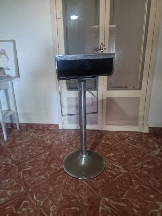 Taburetes Vintage Metal y plastico
