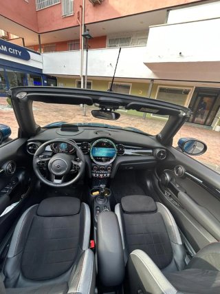 MINI Cabrio 2023