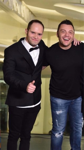 Autografo “Tiziano Ferro”