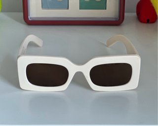 Gafas de sol beige rectangulares Zara