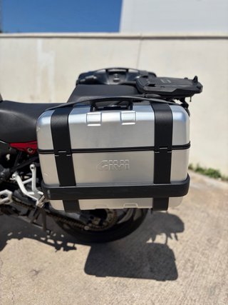 Benelli TRK 502X Adventure Roja