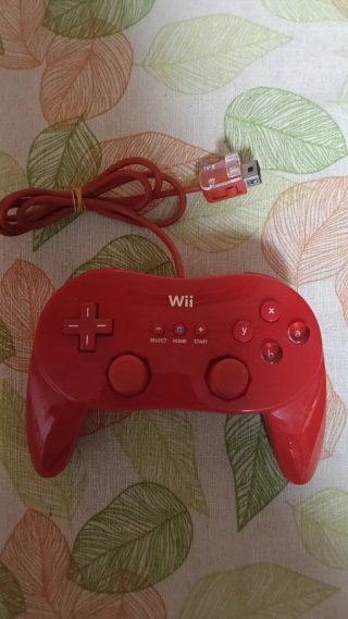 Mando Wii Pro Clásico Rojo Oficial