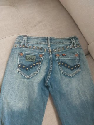 Pantalón Lois Talla 34 con remaches