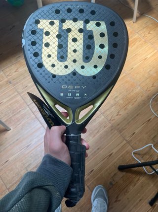 Pala de pádel Wilson Defy Pro