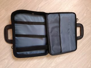 Maletín negro para portátil
