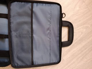 Maletín negro para portátil
