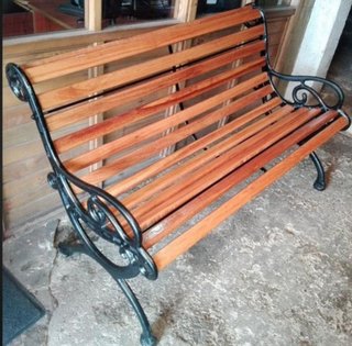 SOLDADURA DE SILLAS DE HIERRO – TORTOSA Y ALREDED