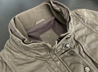 Chaqueta Zara Cuero Ovino Verde Talla M