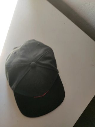 Gorra Jordan Negra Logo Rojo Oficial