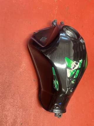 Depósito Gasolina Kawasaki ER6N 2016