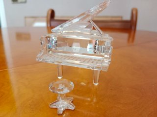 Piano Cristal Swarovski con Taburete