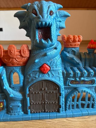 Castillo de juguete dragón azul