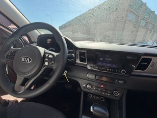 Kia Niro Kia Niro 1.6 GDi Híbrido Enchufable 104kW Drive