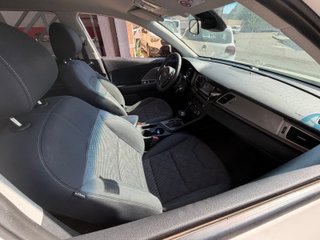 Kia Niro Kia Niro 1.6 GDi Híbrido Enchufable 104kW Drive