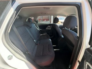 Kia Niro Kia Niro 1.6 GDi Híbrido Enchufable 104kW Drive