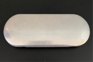 Antiguo Estuche de Gafas en Metal Plateado, S.XX