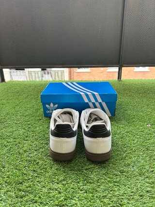 Zapatillas Adidas Samba Blancas y Negras