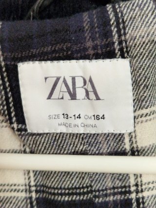 Parka Zara azul con capucha
