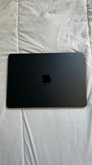 MacBook Air M2 13” 8GB/512GB Medianoche + Garantía