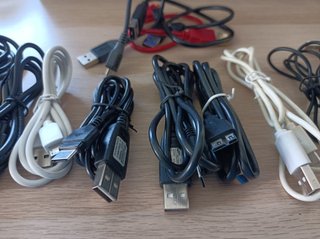 Lote de cargadores USB