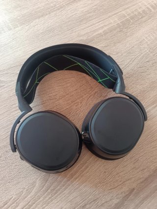 Cascos Steelseries Arctis 9x