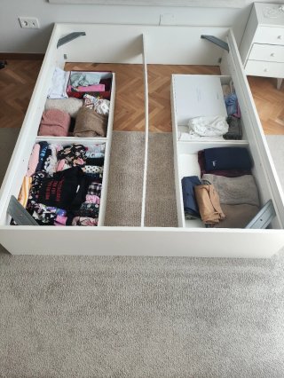 Cama con almacenaje