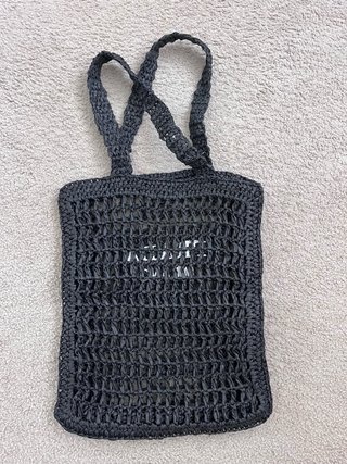 Bolso de rafia Prada negro