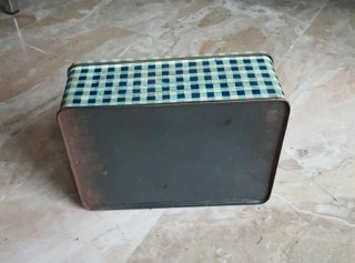 Scatola in latta vintage Pavesi