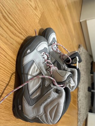 Botas senderismo Quechua Talla 39