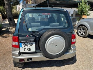 Mitsubishi Montero 2004