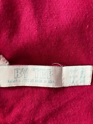 Zara camiseta bordada M