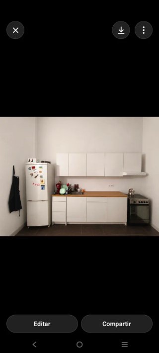 Cocina completa con nevera y horno