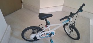 Bicicleta infantil 16 con ruedines