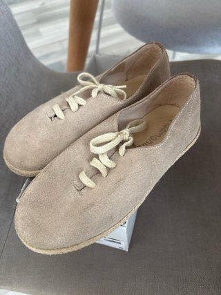 Zapatos beige ante talla 31